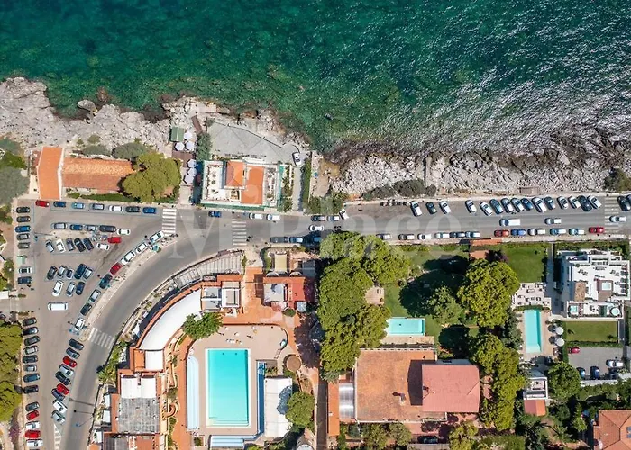 M'Place - Mondello